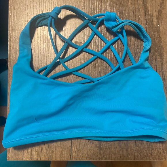 Lululemon sports bra - Picture 3 of 3